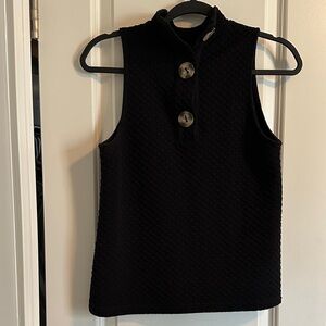 Sleeveless Black Textured Top